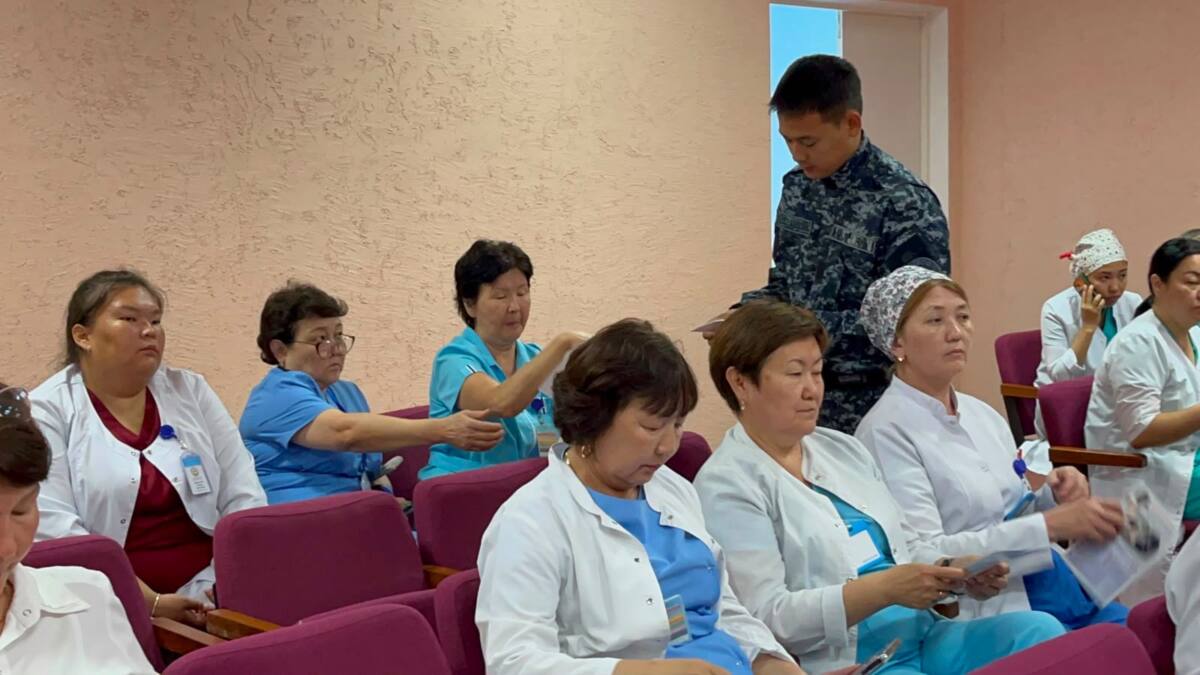 Полицейские провели профилактику интернет-мошенничества среди медработников в ЗКО