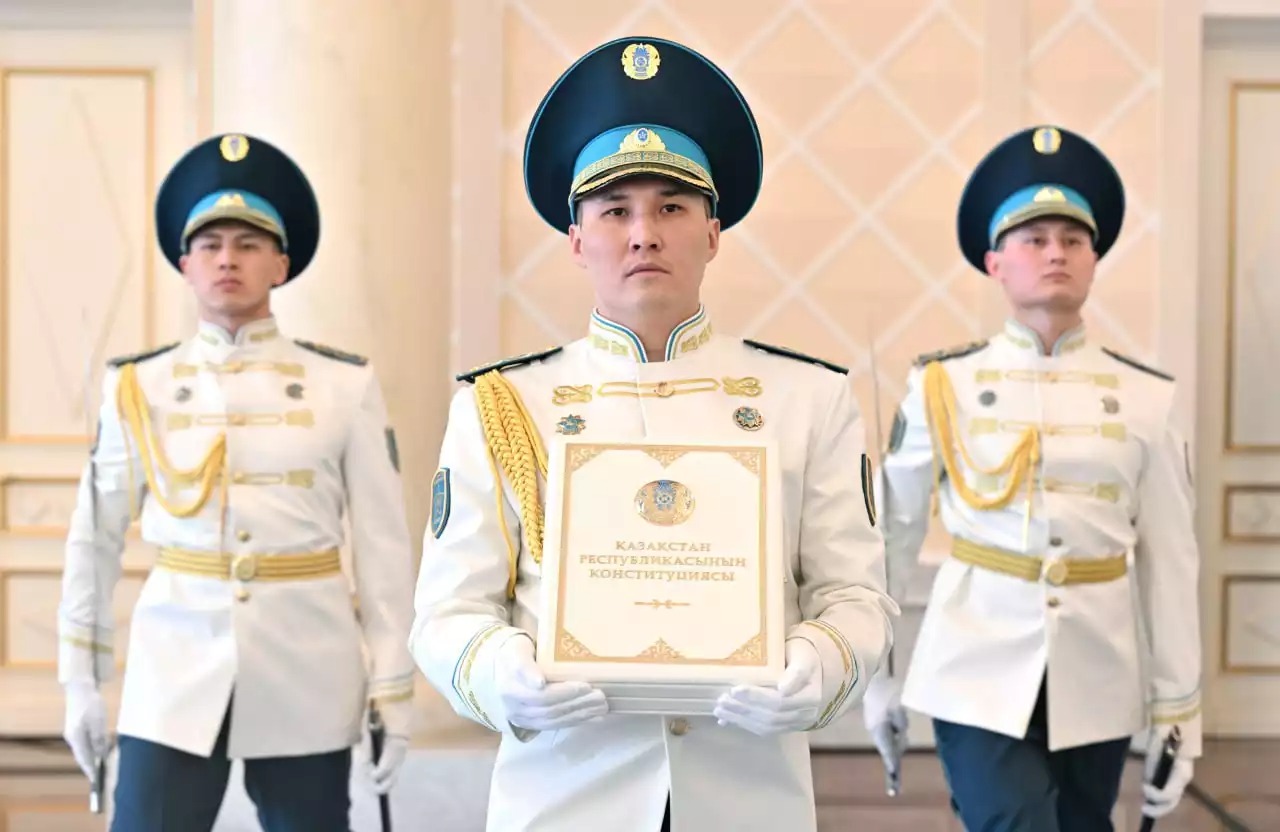Обращение Главы государства Касым-Жомарта Токаева по случаю вступления в силу Новой Конституции Казахстана