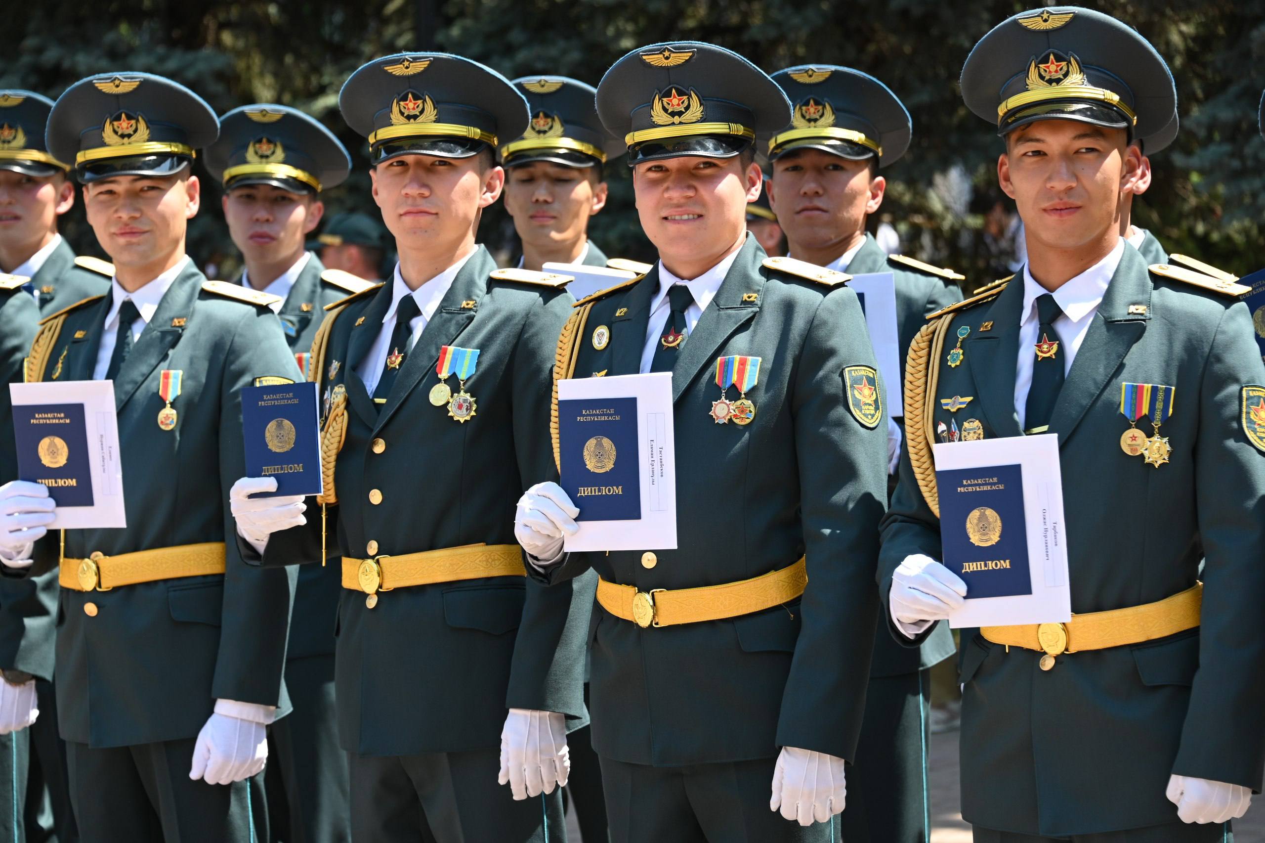 Свыше 160 выпускников военного вуза пополнят ряды Вооруженных сил