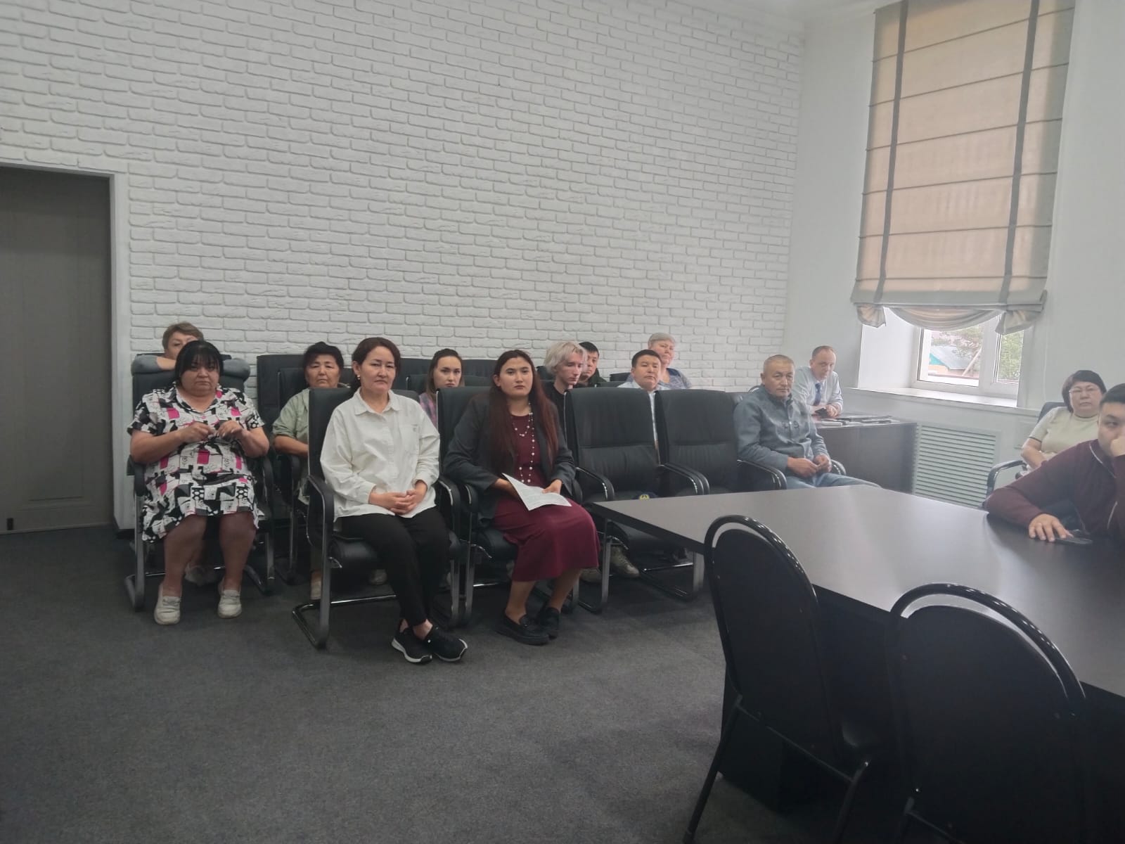 Проведено информационно-разъяснительное мероприятие с государственными служащими на тему «Действия населения при угрозе теракта»