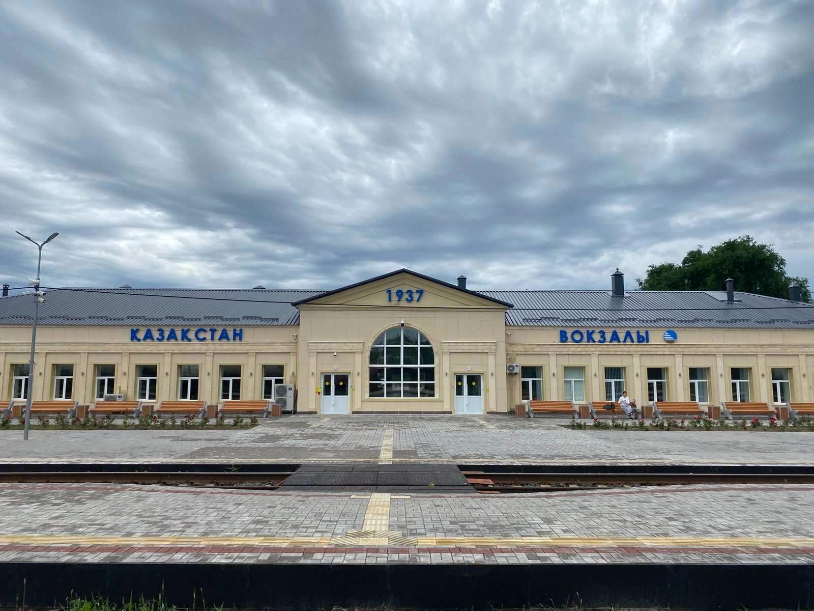 В Западно-Казахстанской области после модернизации открыты вокзалы Семиглавый Мар и Казахстан