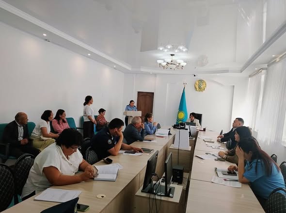 Обсуждены вопросы защиты прав несовершеннолетних