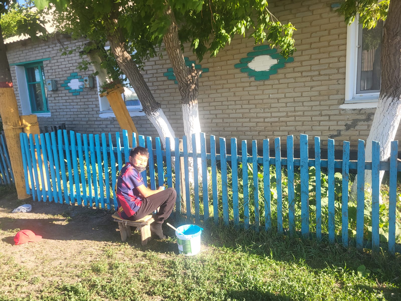 покраска ограждения