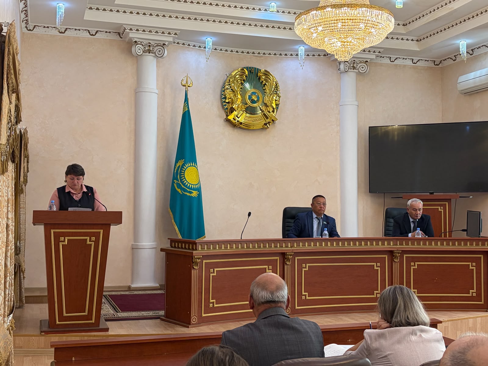 Состоялась внеочередная сессия Федоровского районного маслихата