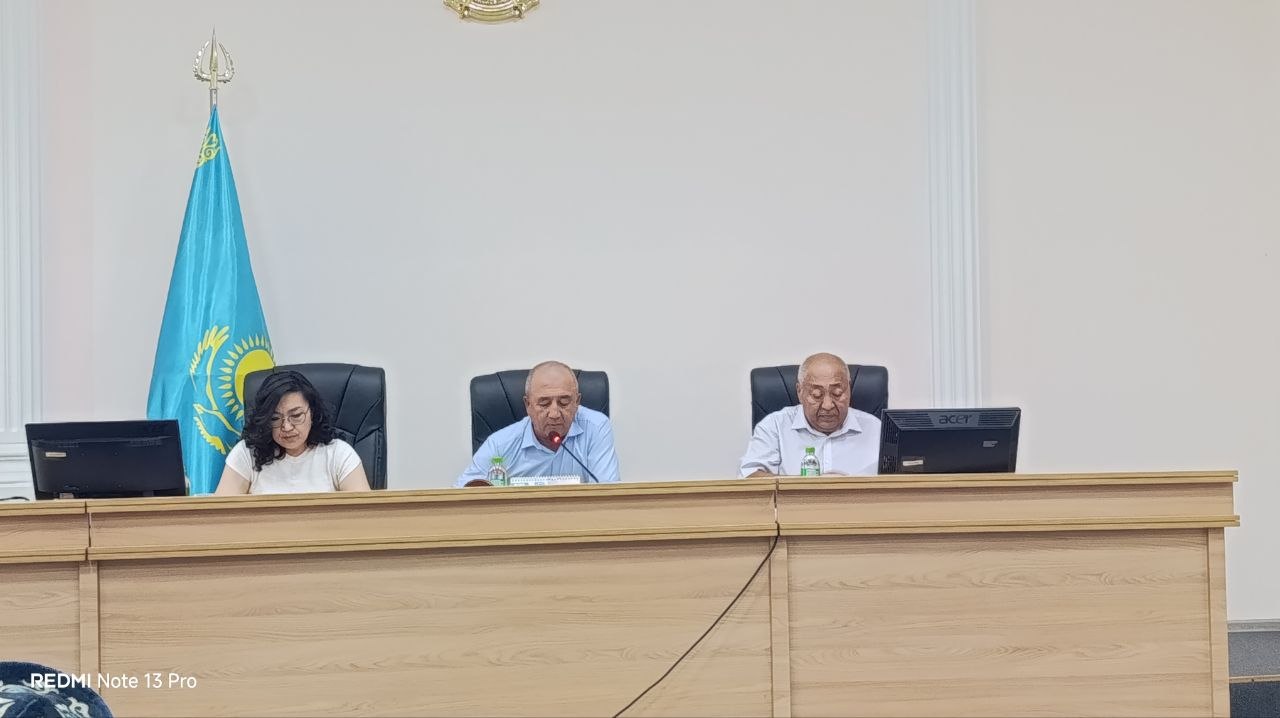 24 июля текущего года под председательством Д. Шакирова состоялось заседание Общественного совета Жаркаинского района, посвященное вопросу повышения стоимости услуг городского такси.