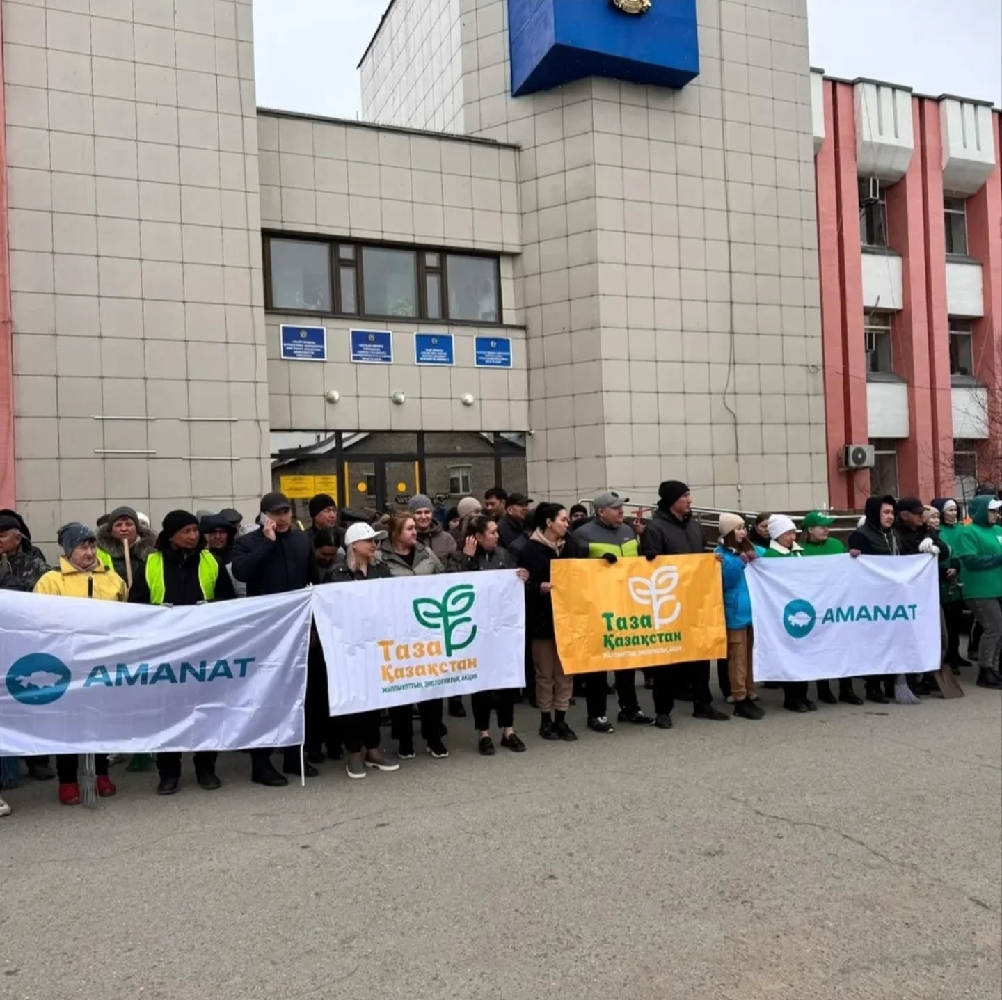 Бородулиха аудандық мәслихатының ұжымы «Таза Қазақстан» акциясына қатысты