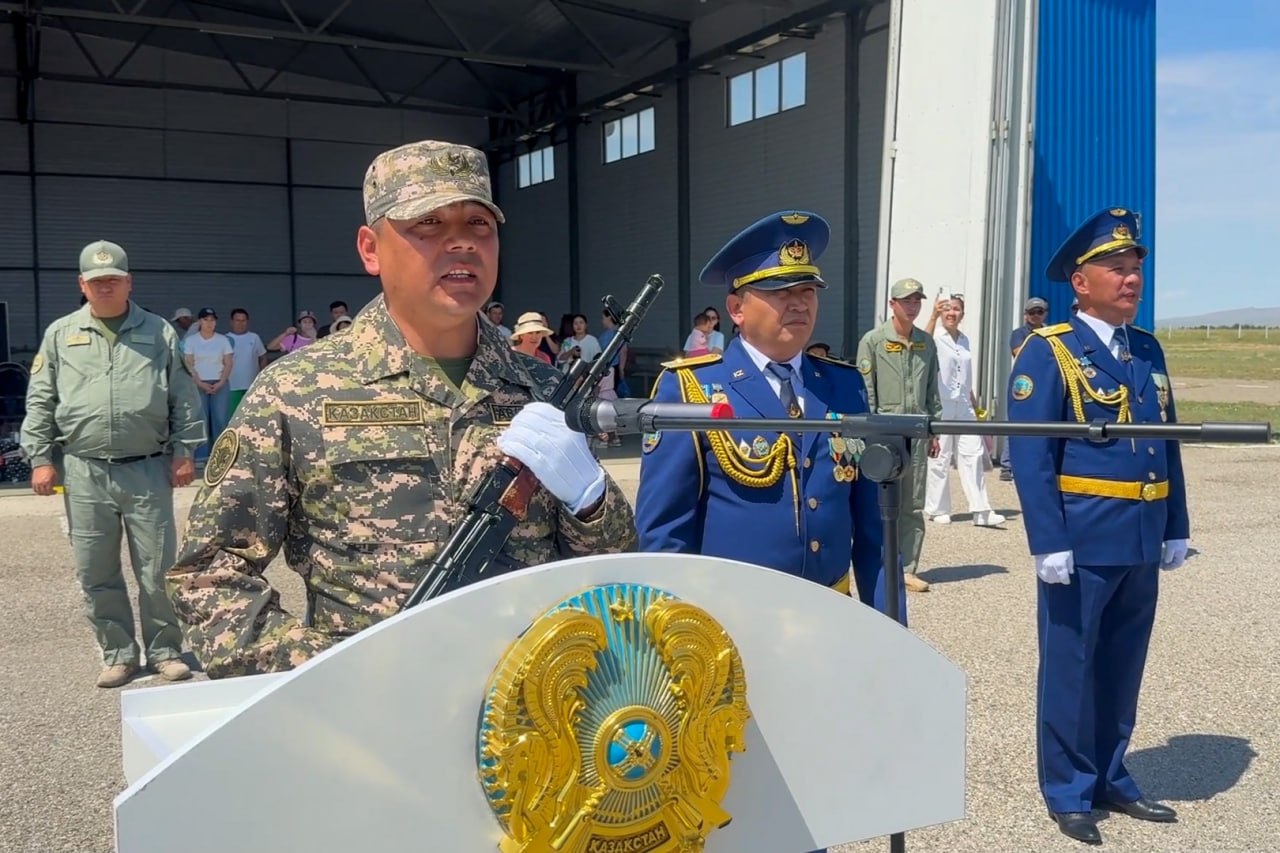 В Таразе военнообязанные приняли Военную присягу