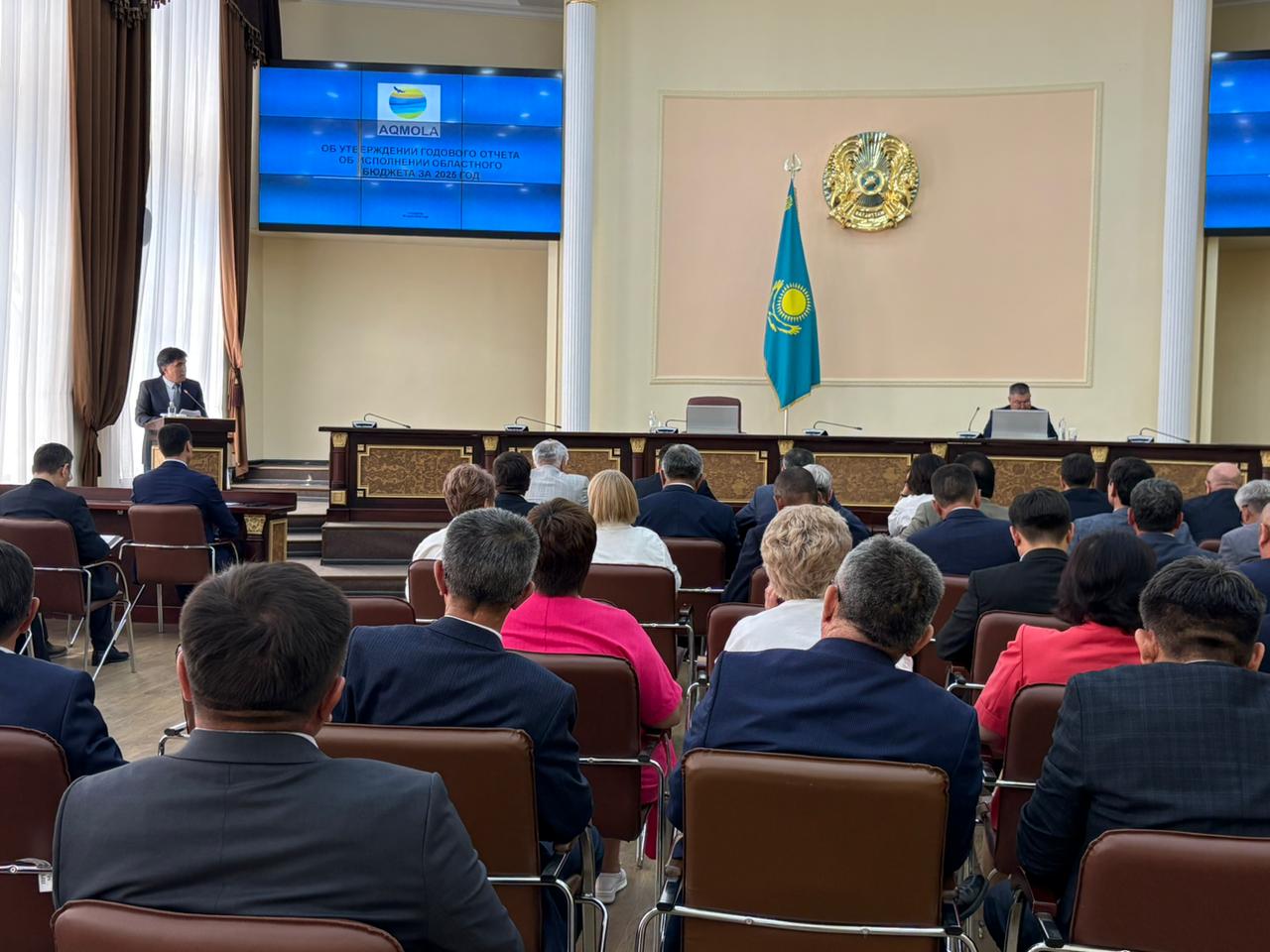 Депутаты подвели итоги исполнения бюджета и приняли ряд социально значимых решений