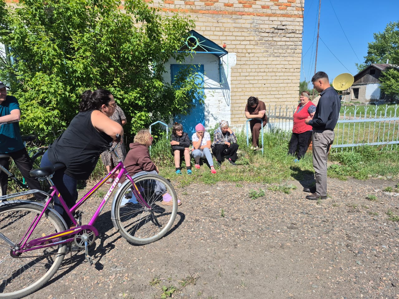 Халықпен кездесу