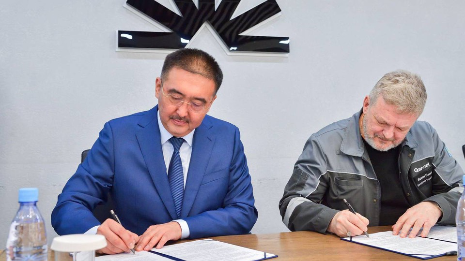 Прокурор Карагандинской области встретился с трудовым коллективом АО «Qarmet» и подписал меморандум о сотрудничестве