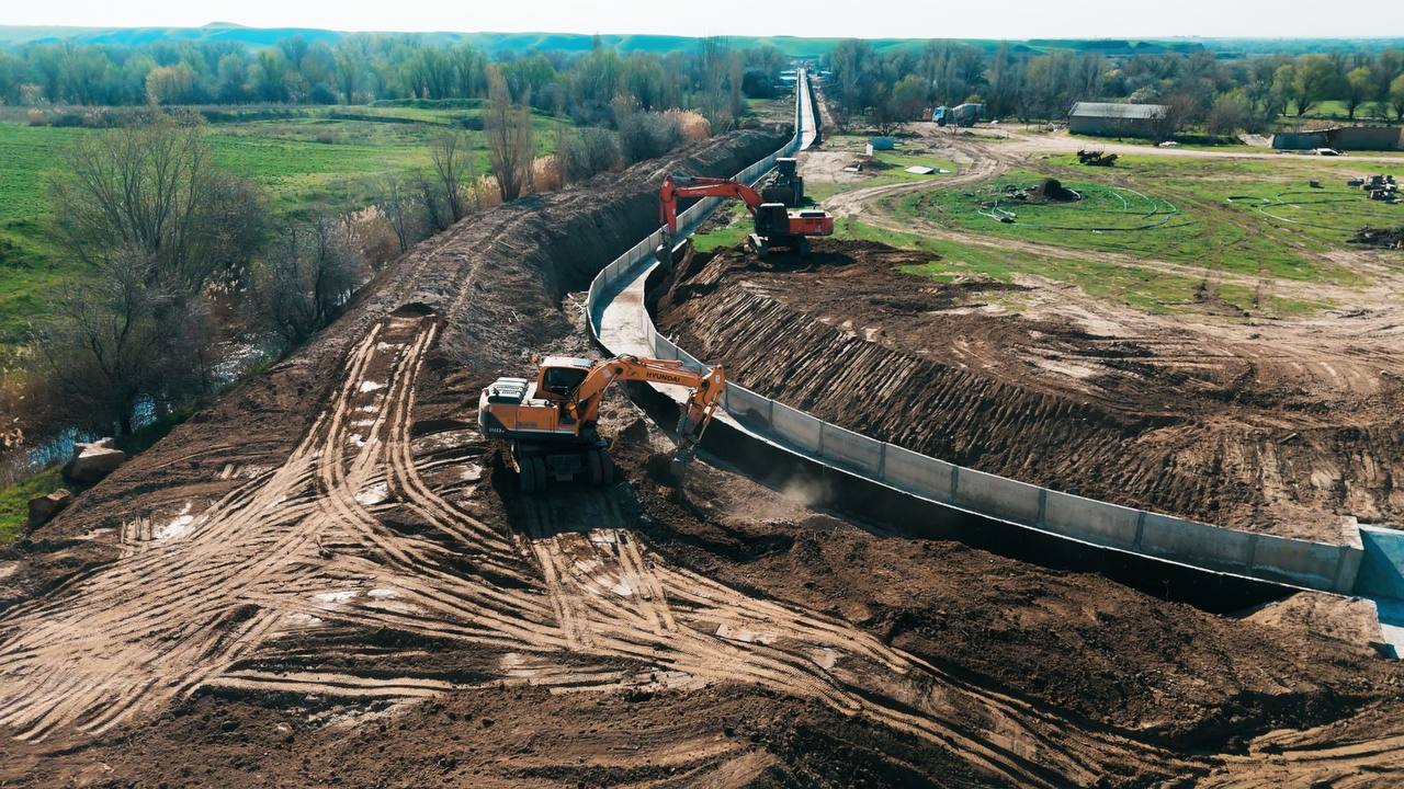 Улучшить водообеспечение около 200 тыс. га орошаемых земель планируется к концу 2026 года путем реконструкции каналов