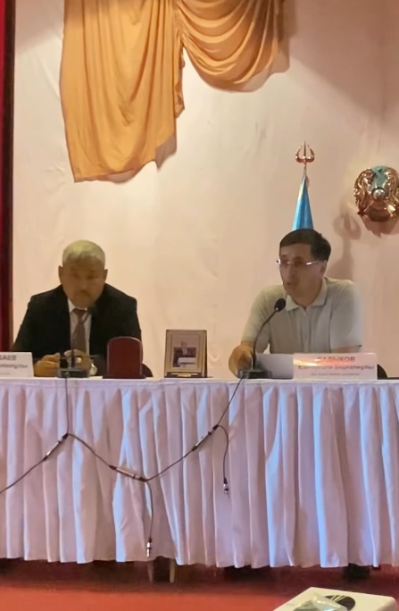 В СЕЛЬСКИХ ОКРУГАХ И ПОСЕЛКАХ ПРОДОЛЖАЮТСЯ ОТЧЕТНЫЕ ВСТРЕЧИ