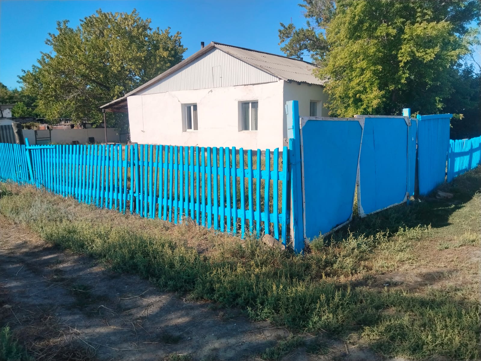 покраска ограждения