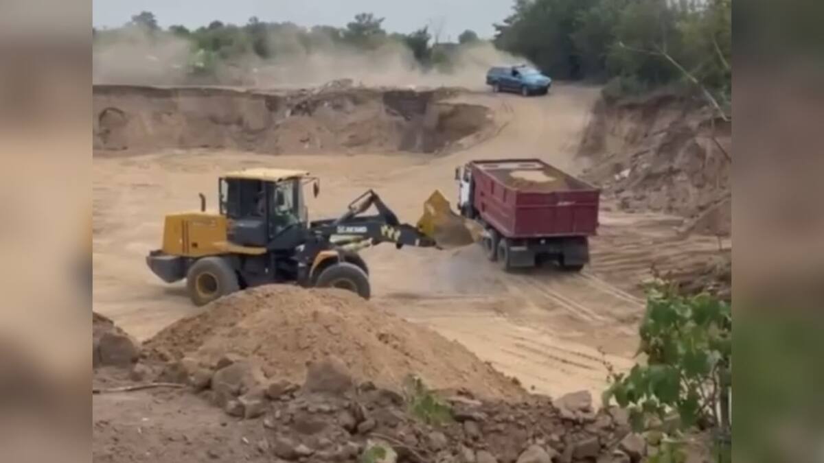 Факт незаконной добычи песка пресечен в Павлодаре