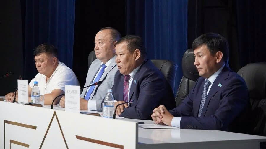 Түркістан облыстық мәслихатының депутаттары Келес ауданы тұрғындарымен кездесу өткізді