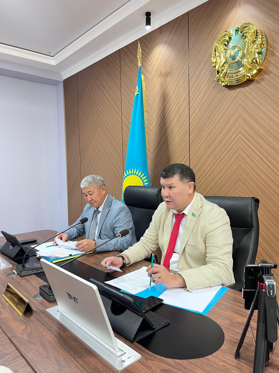 Состоялась очередная XLIV сессия Жанаозенского городского маслихата