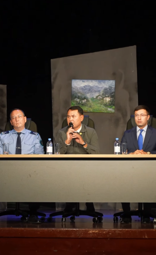 «Жан Дауa»: молодежи рассказали о вреде наркотиков языком театра