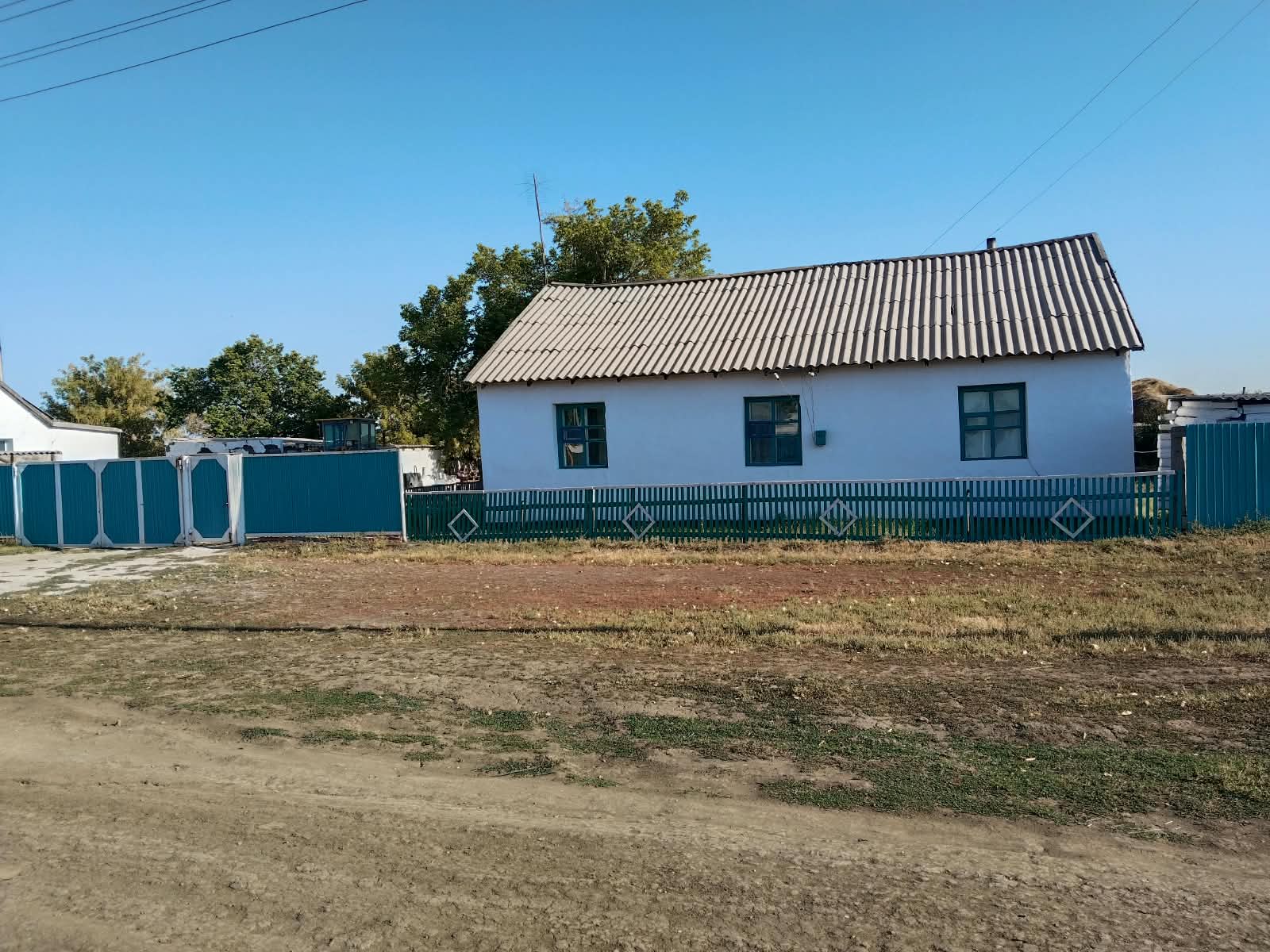 покраска ограждения