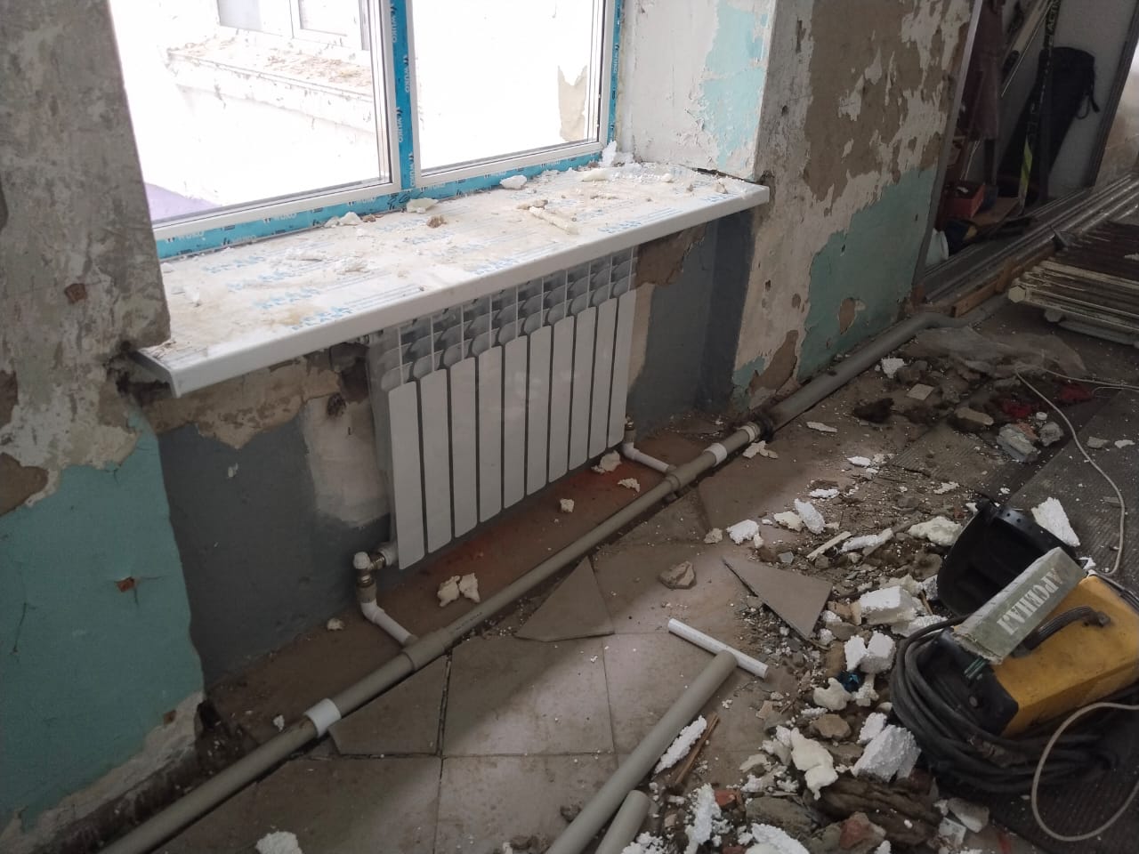 Замена батарей в актовом и спортивном залах Тимофеевской ОШ
