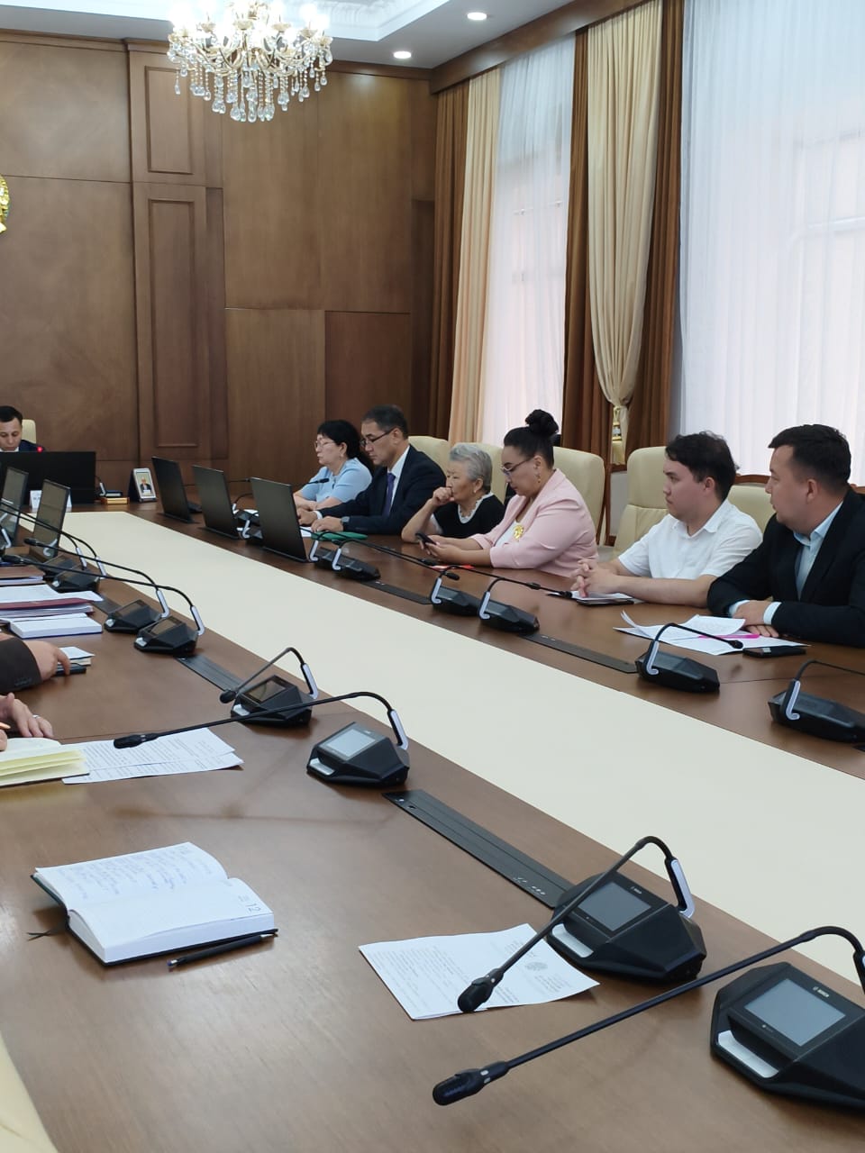 В области Ұлытау обсудили вопросы защиты прав несовершеннолетних