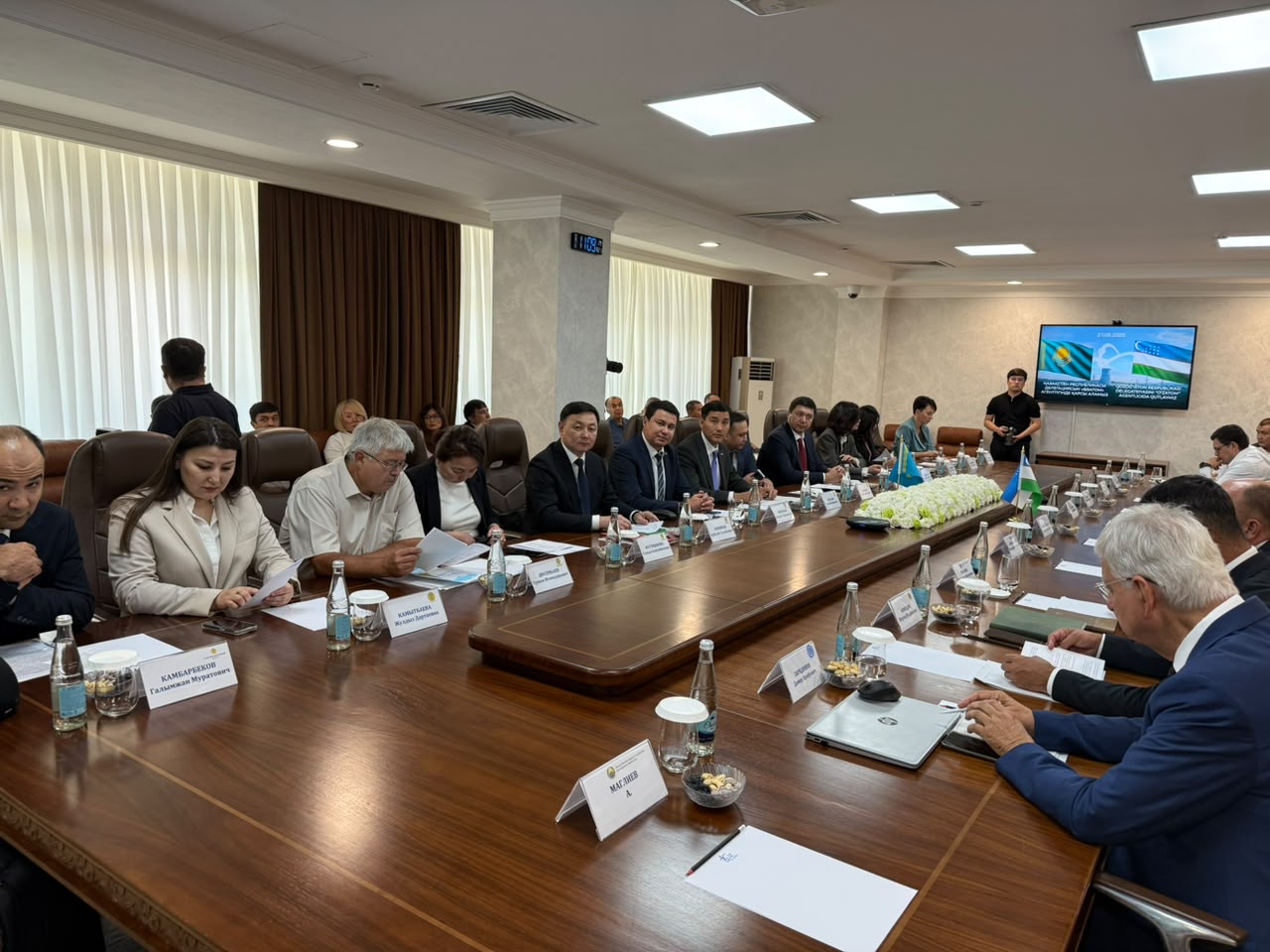 21 августа 2026 года в Ташкенте состоялась казахстанско-узбекская встреча по вопросам сотрудничества при реализации проектов атомной энергетики