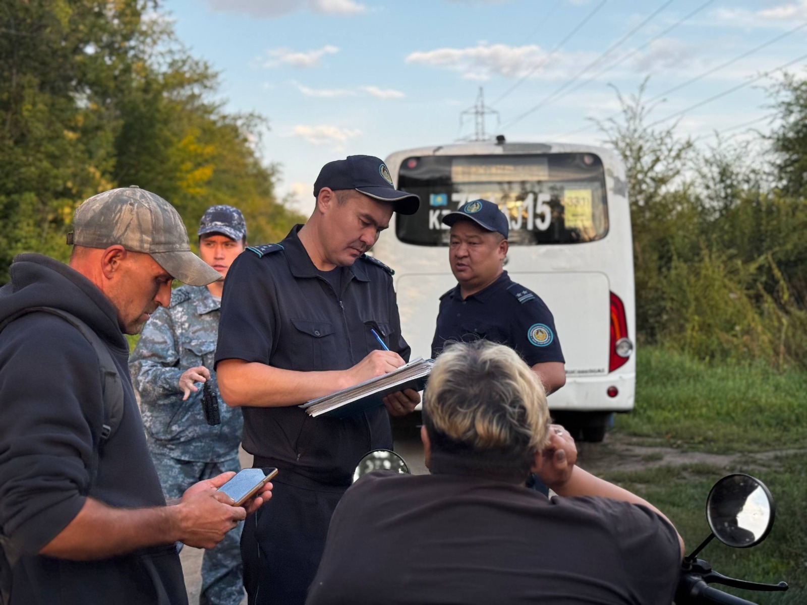 Дроны, квадроциклы и кавалерию использовали полицейские в Петропавловске в рейдах по дачным обществам