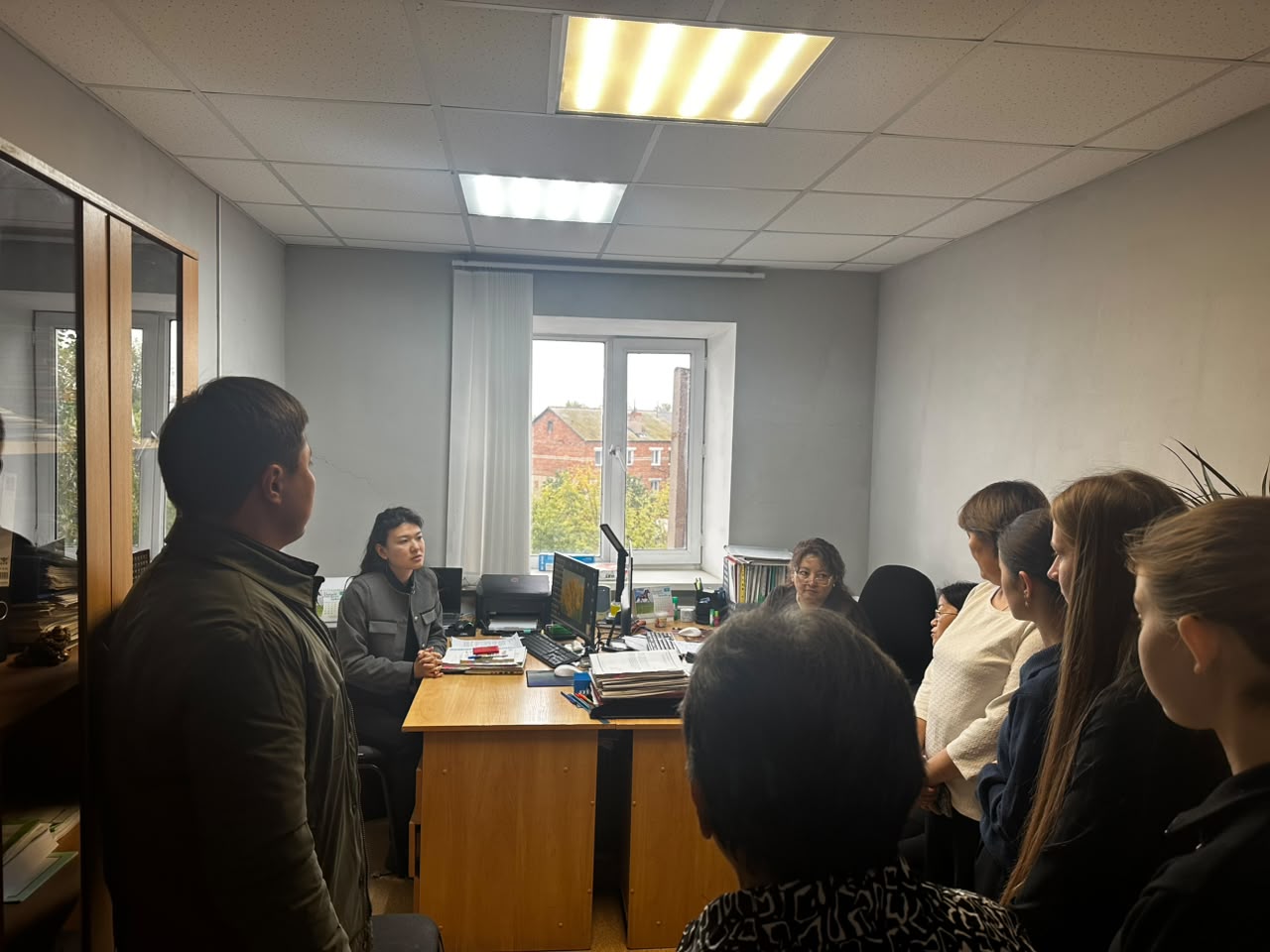Государственными инспекторами труда Департамента проведена разъяснительная встреча с работниками ТОО «Verum Agro SKO» на тему «Трудовой договор и ЕСУТД: что необходимо знать работнику».