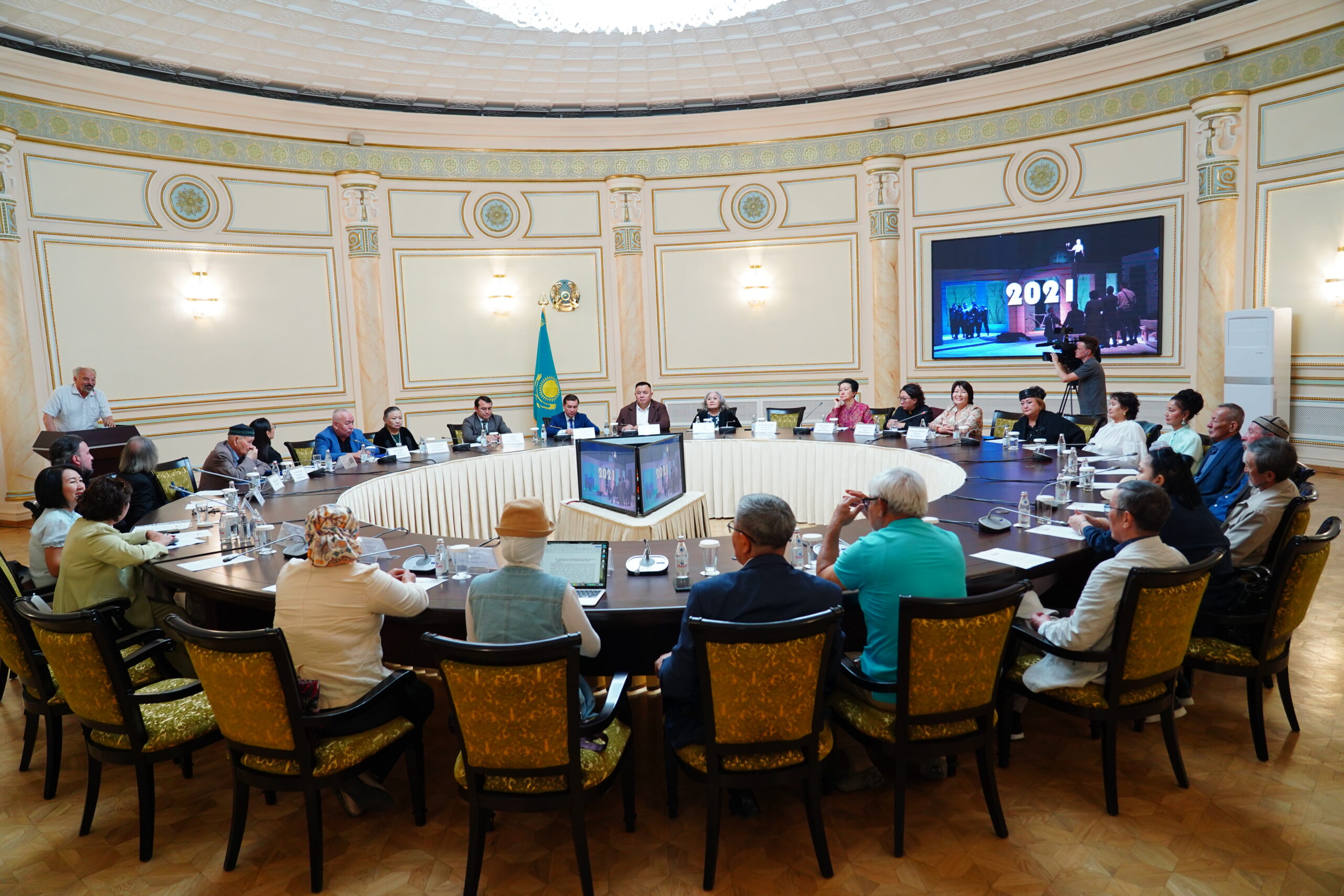 К 80-летию театра имени Габита Мусрепова в Алматы прошла международная конференция