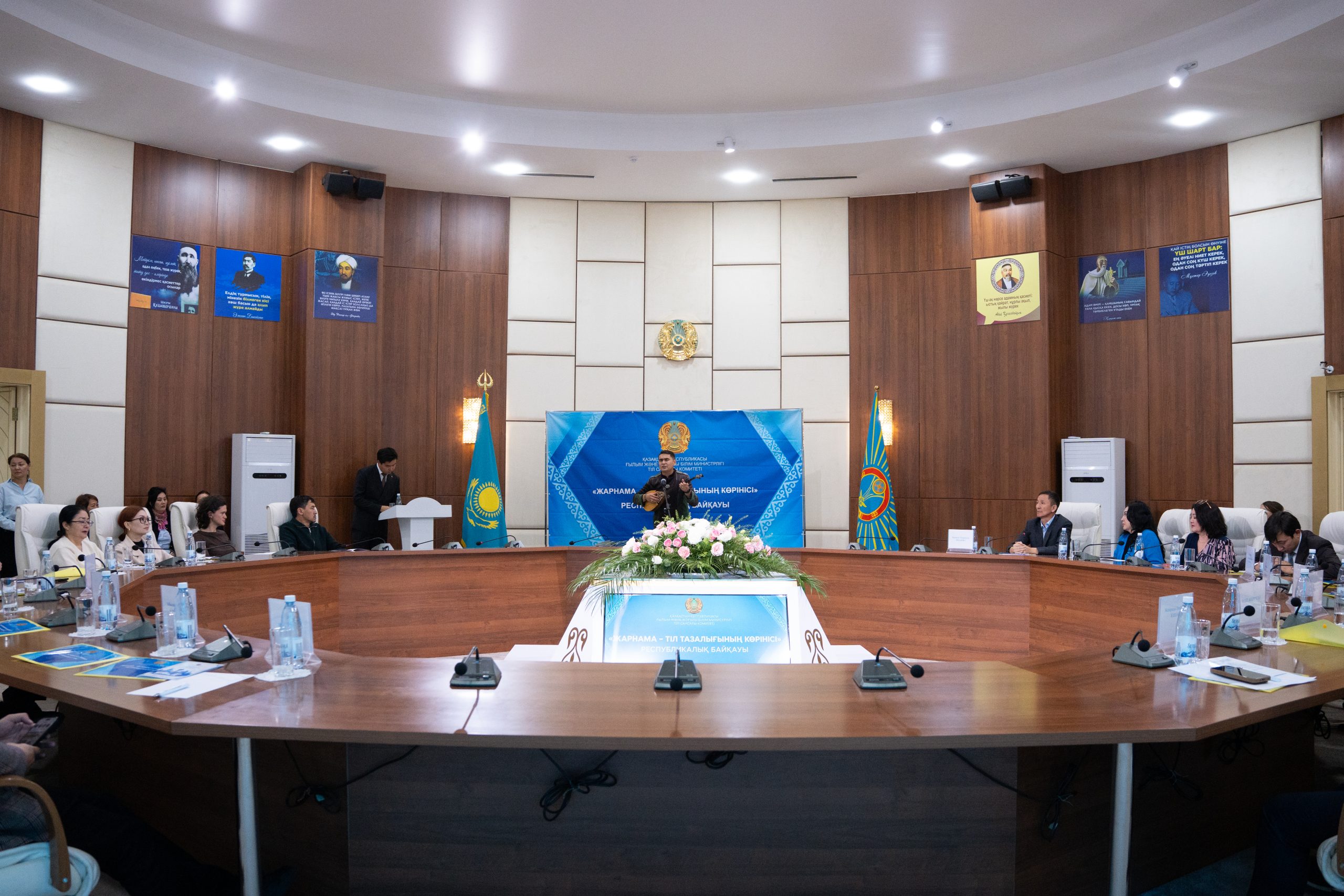 В Астане наградили победителей республиканского конкурса «Жарнама – тіл тазалығының көрінісі»