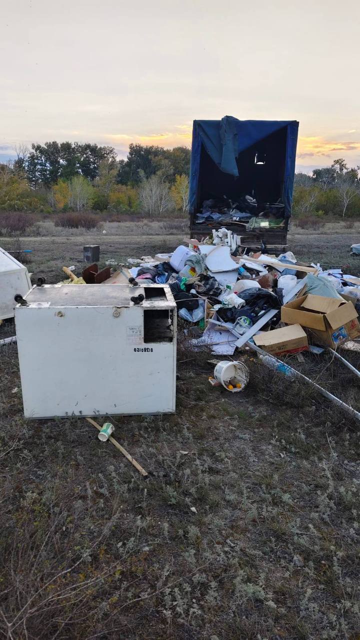 Двор — не свалка: полиция области Абай напоминает о правилах вывоза мусора
